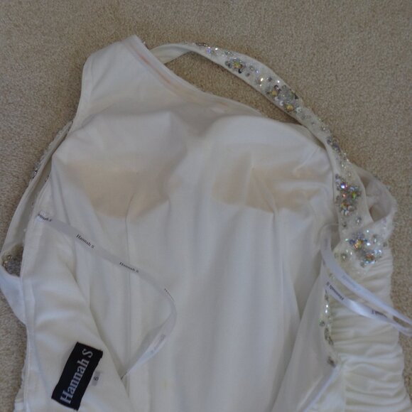 Hannah S Ladies‎ Beautiful White Beaded One Shoulder Strap Ruched Dress Size 6 - Picture 6 of 7